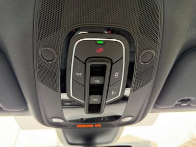 Audi Q8 Sportback e-tron 2024 - Thumbnail 11