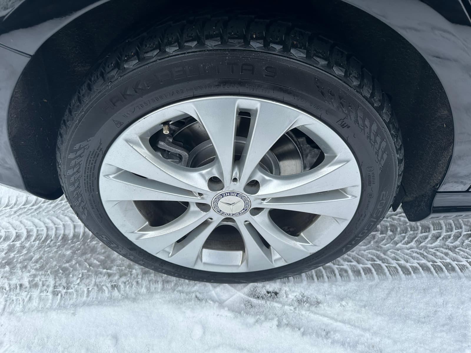 Mercedes-Benz B 250 2017 - Image 13