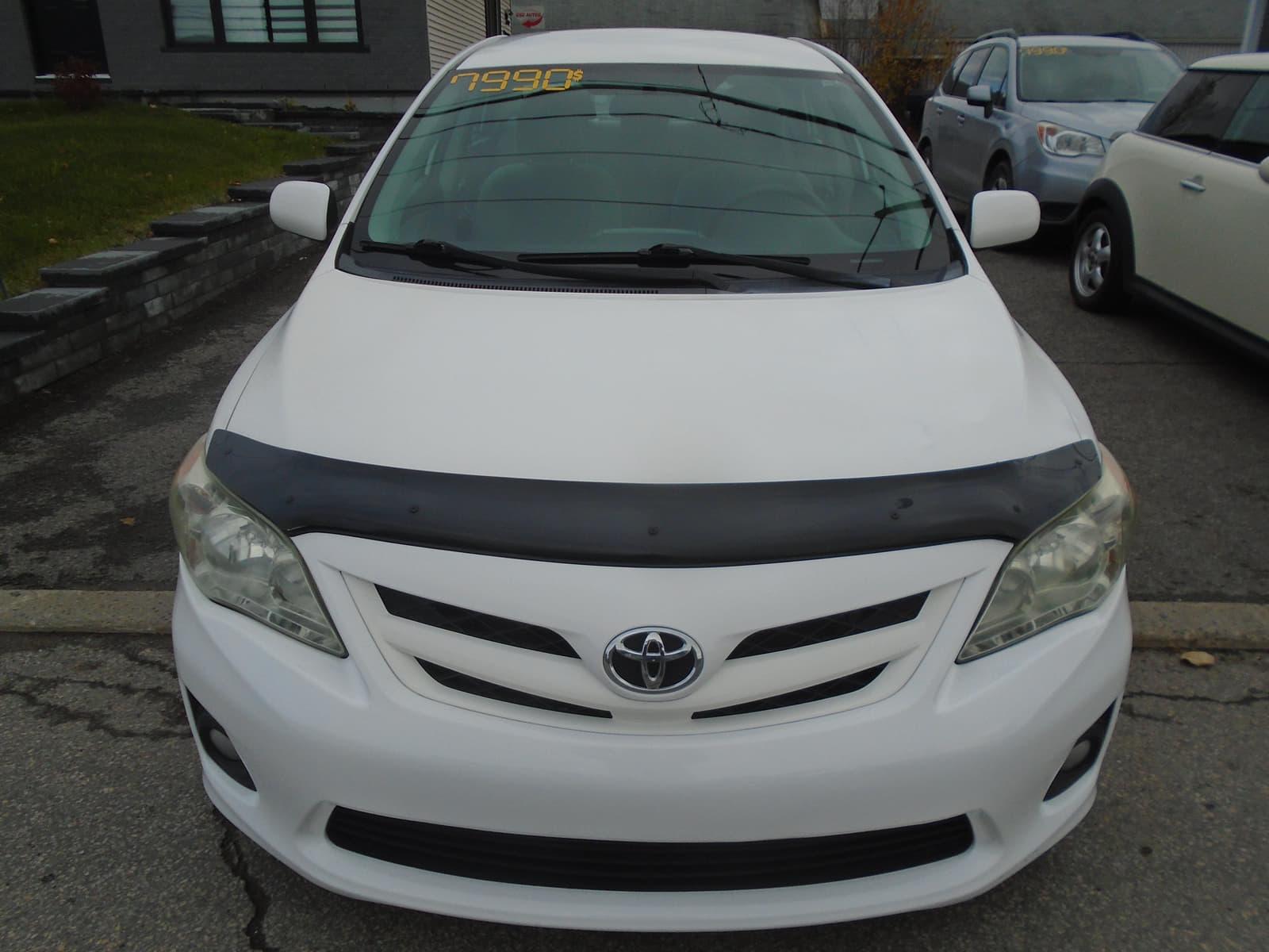 Toyota Corolla 2011 - Image 2