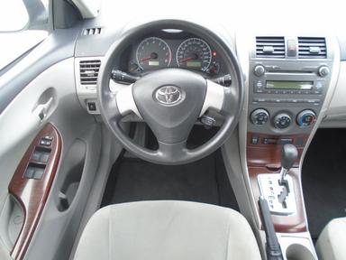 Toyota Corolla 2011 - Thumbnail 9
