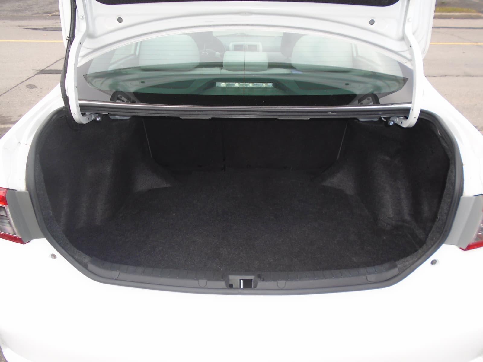 Toyota Corolla 2011 - Image 10