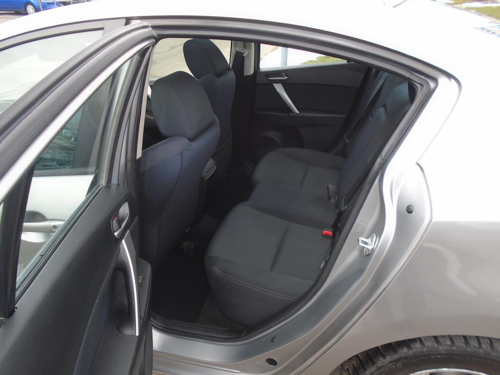 Mazda Mazda3 2010 - Image 8