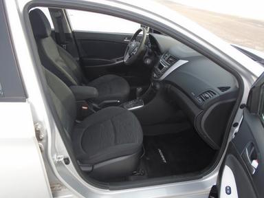 Hyundai Accent 2015 - Thumbnail 11