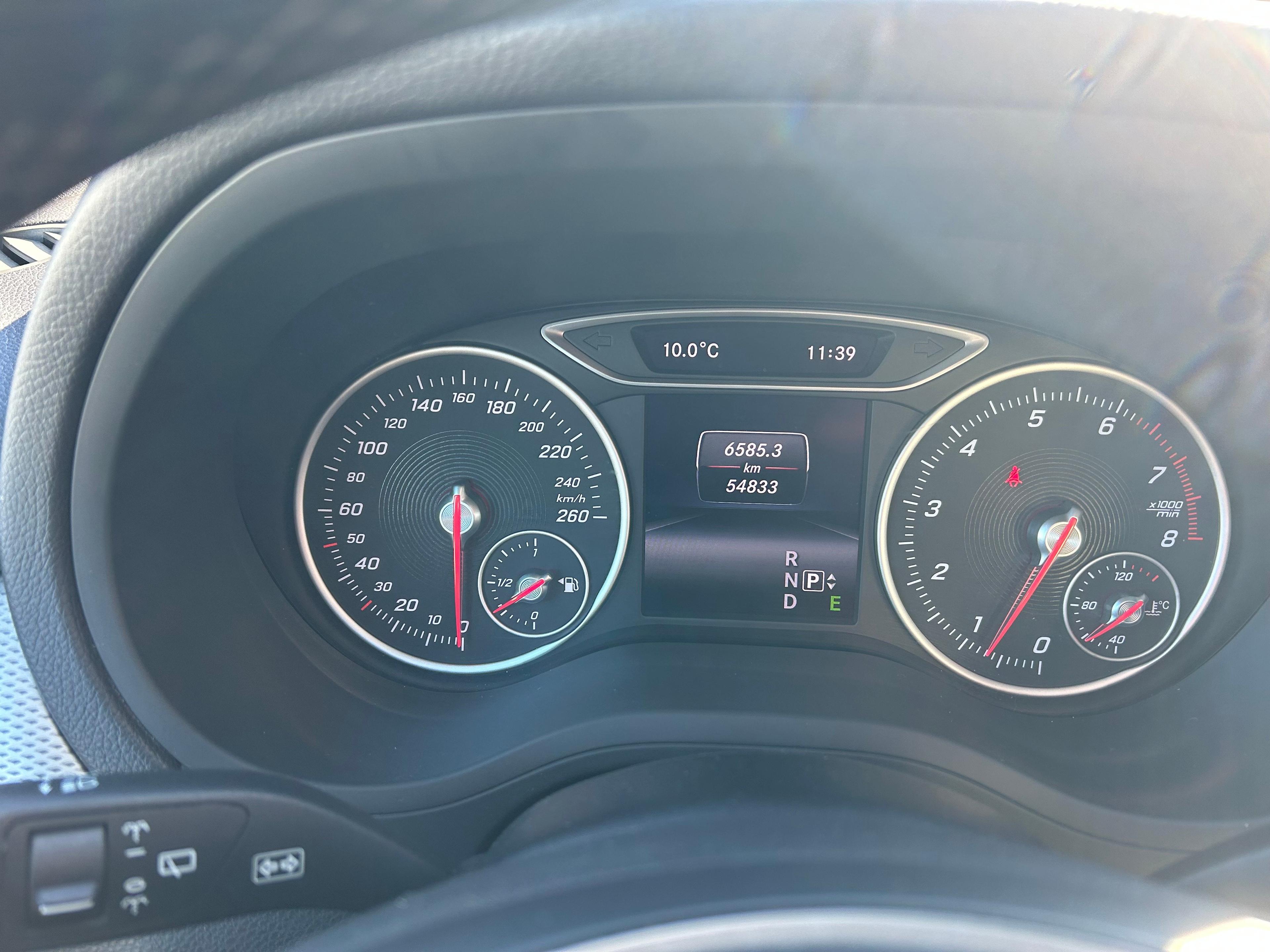 Mercedes-Benz B 250 2015 - Image 13