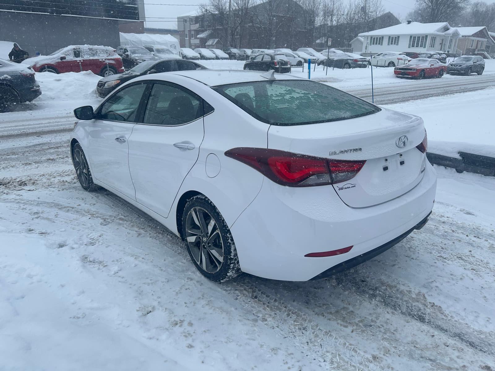 Hyundai Elantra 2016 - Image 6