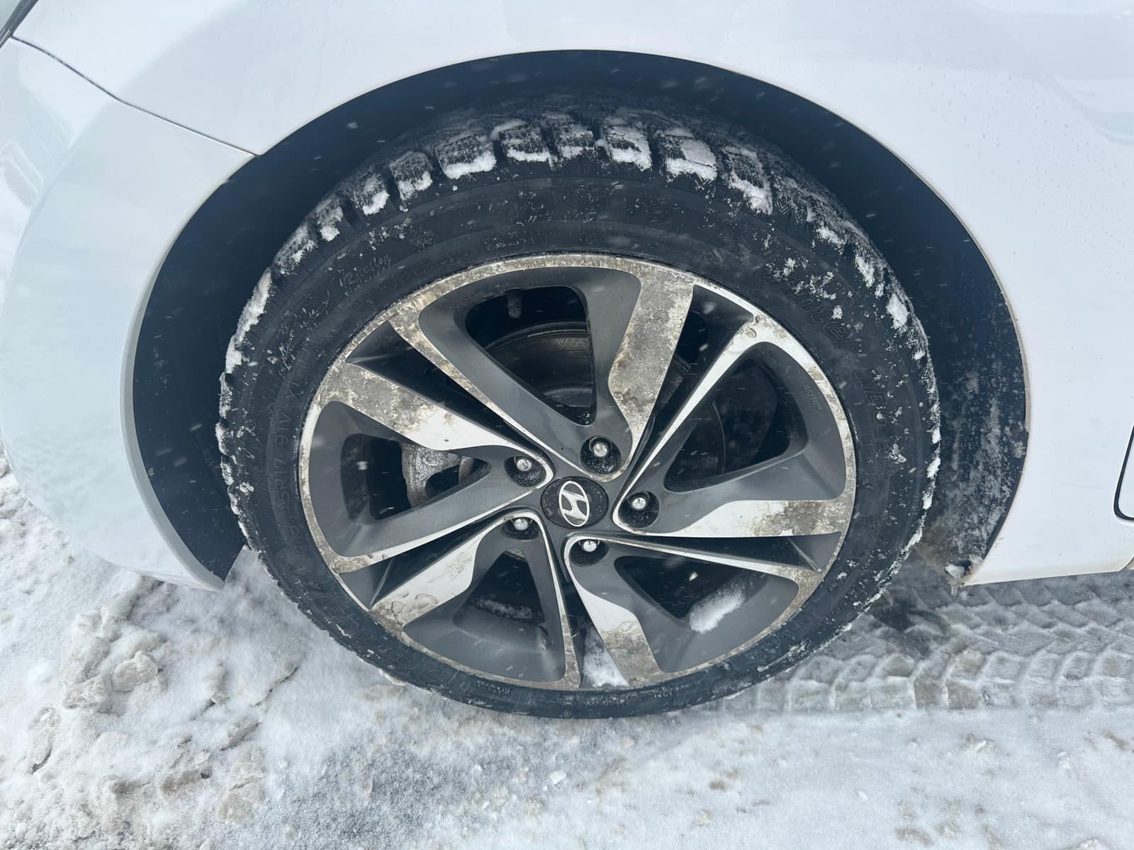 Hyundai Elantra 2016 - Image 13