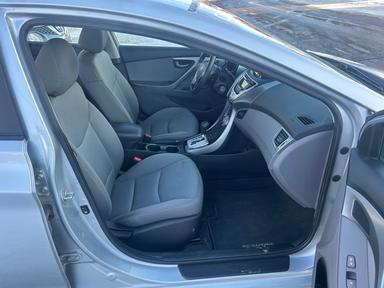 Hyundai Elantra 2012 - Thumbnail 12