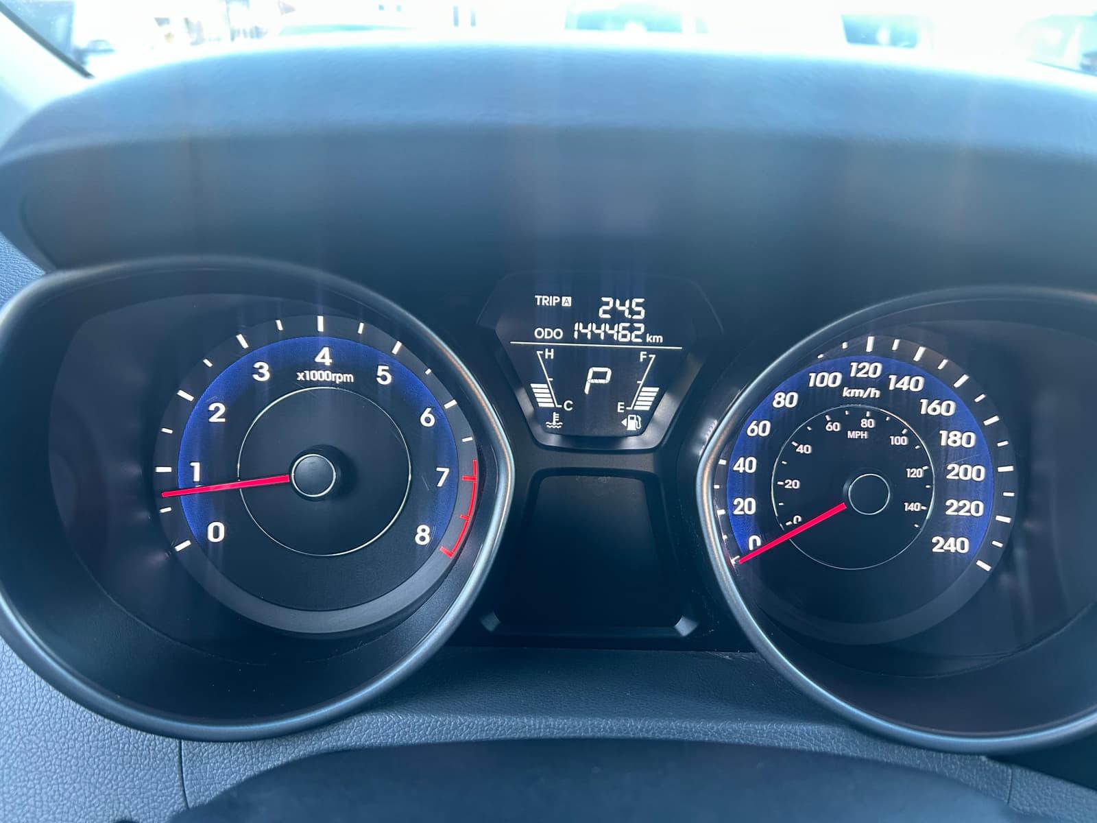 Hyundai Elantra 2012 - Image 14