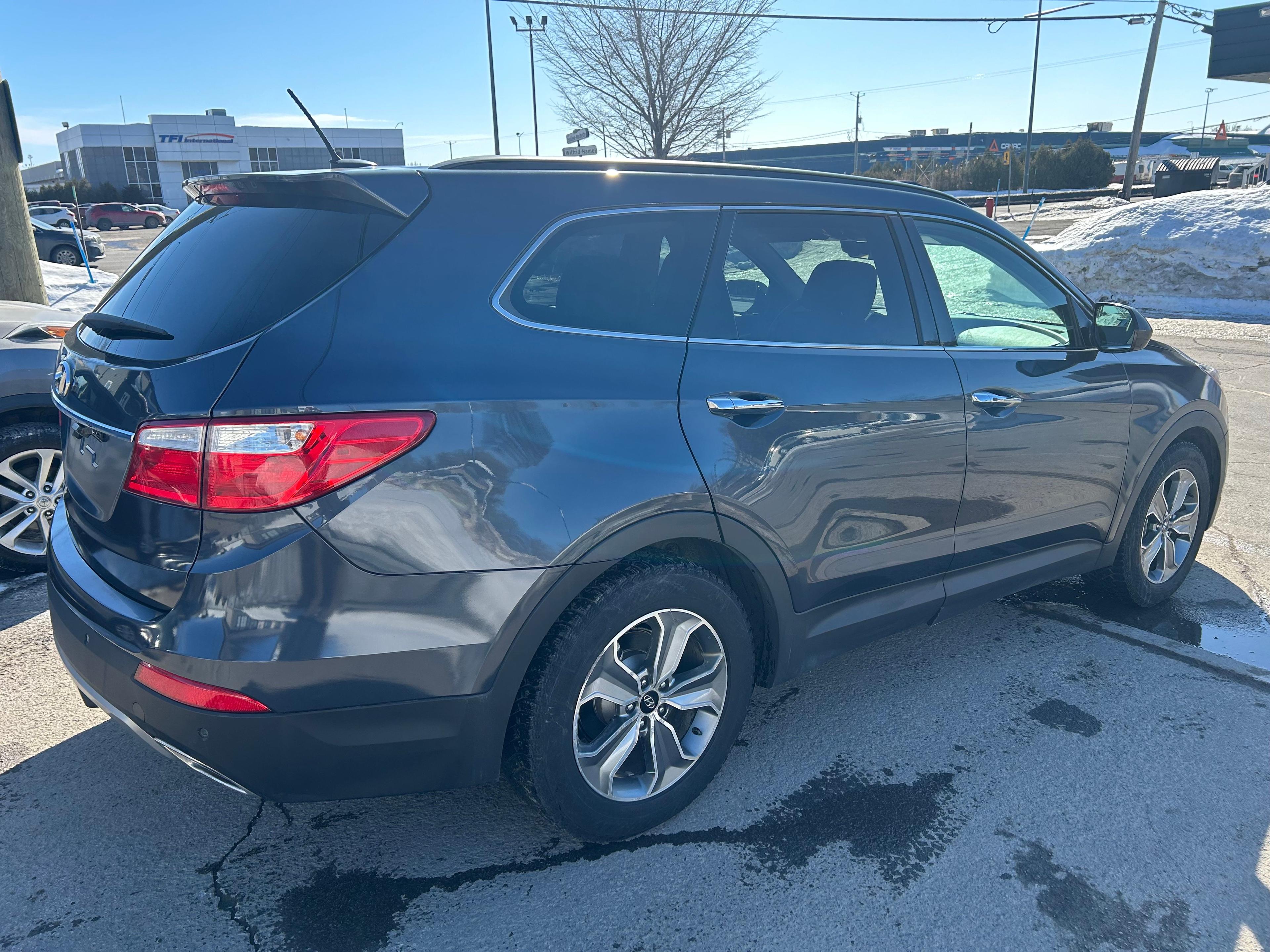 Hyundai Santa Fe XL 2015 - Image 4