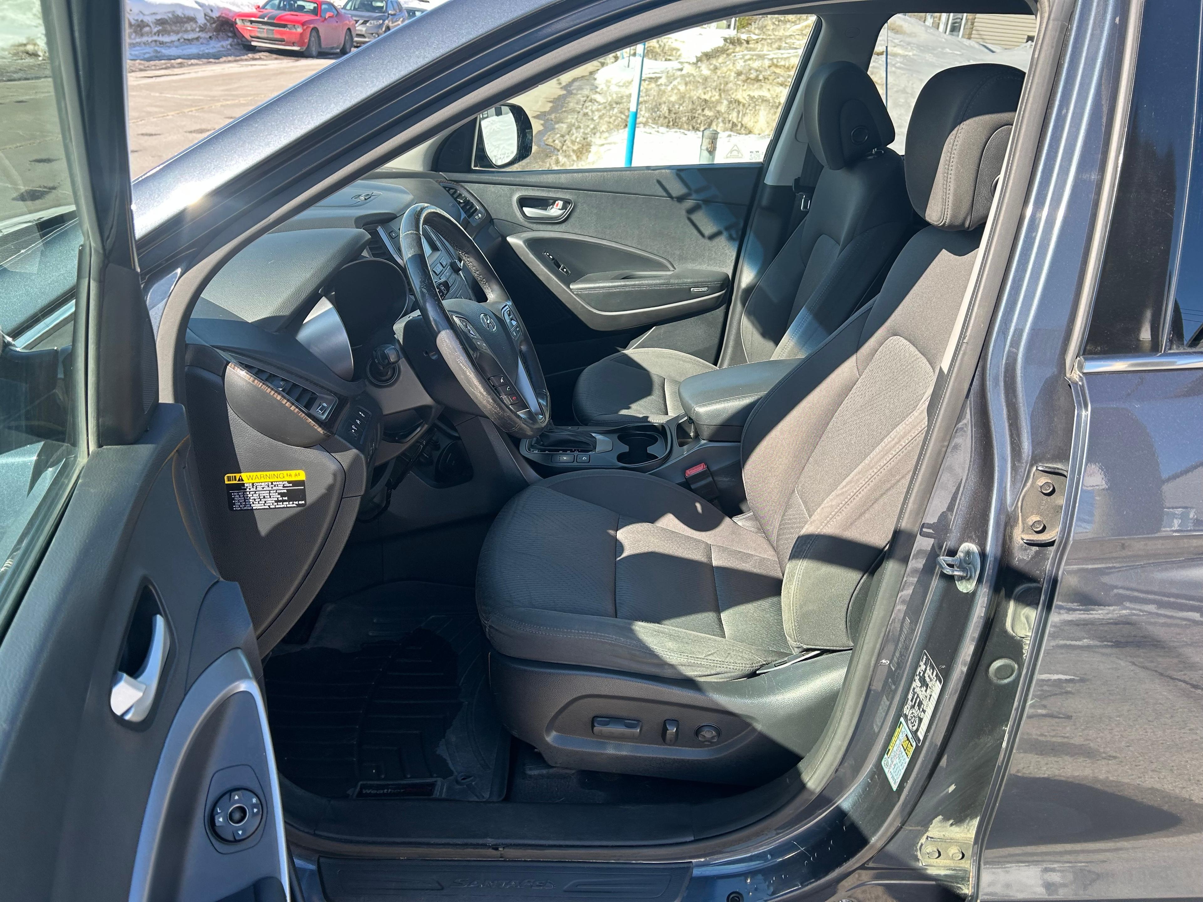 Hyundai Santa Fe XL 2015 - Image 7