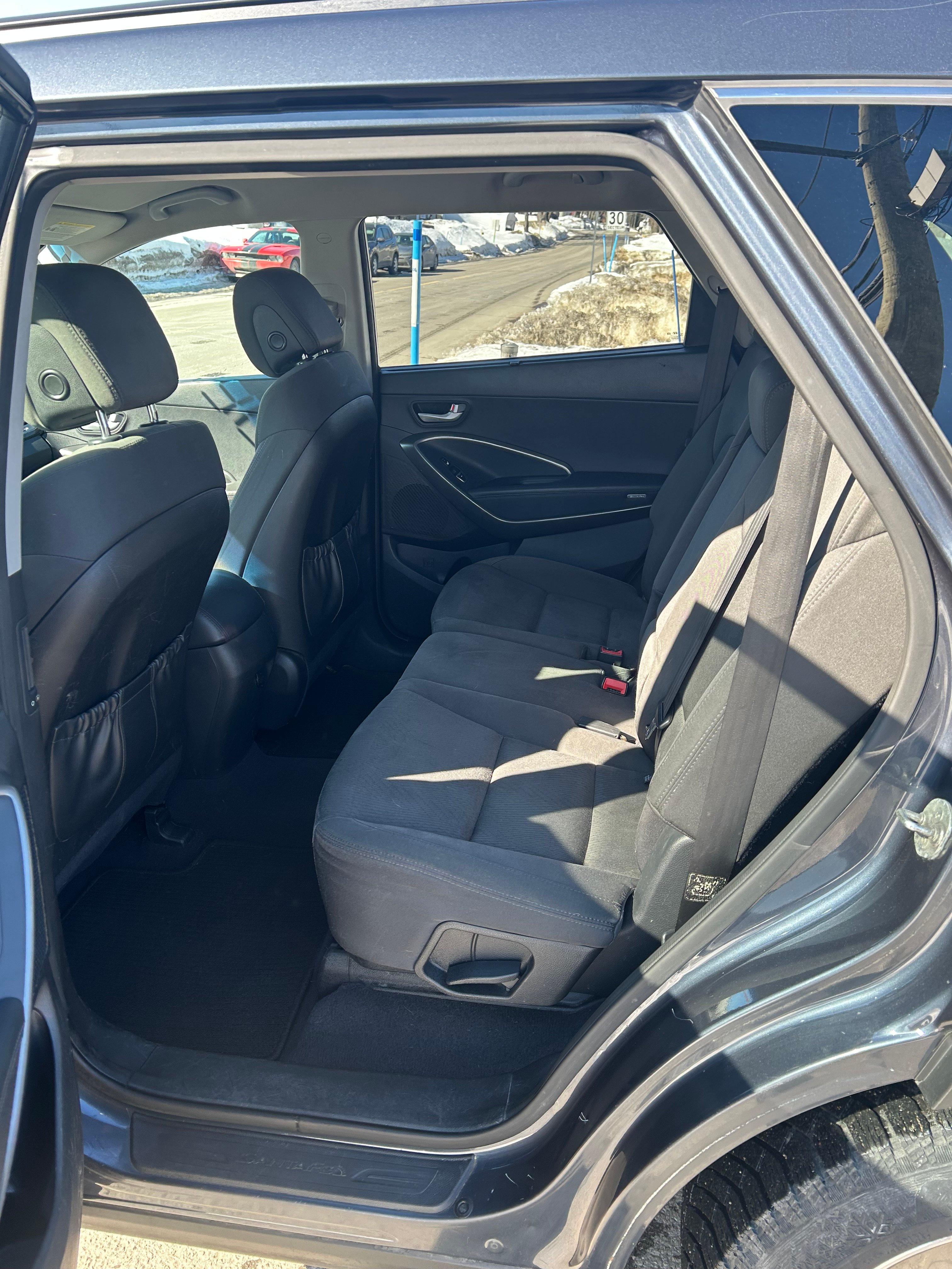 Hyundai Santa Fe XL 2015 - Image 8