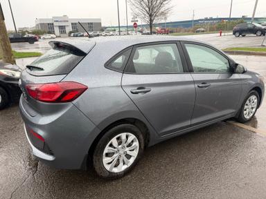 Hyundai Accent 2019 - Thumbnail 4