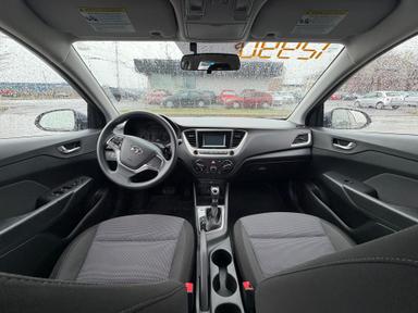 Hyundai Accent 2019 - Thumbnail 11