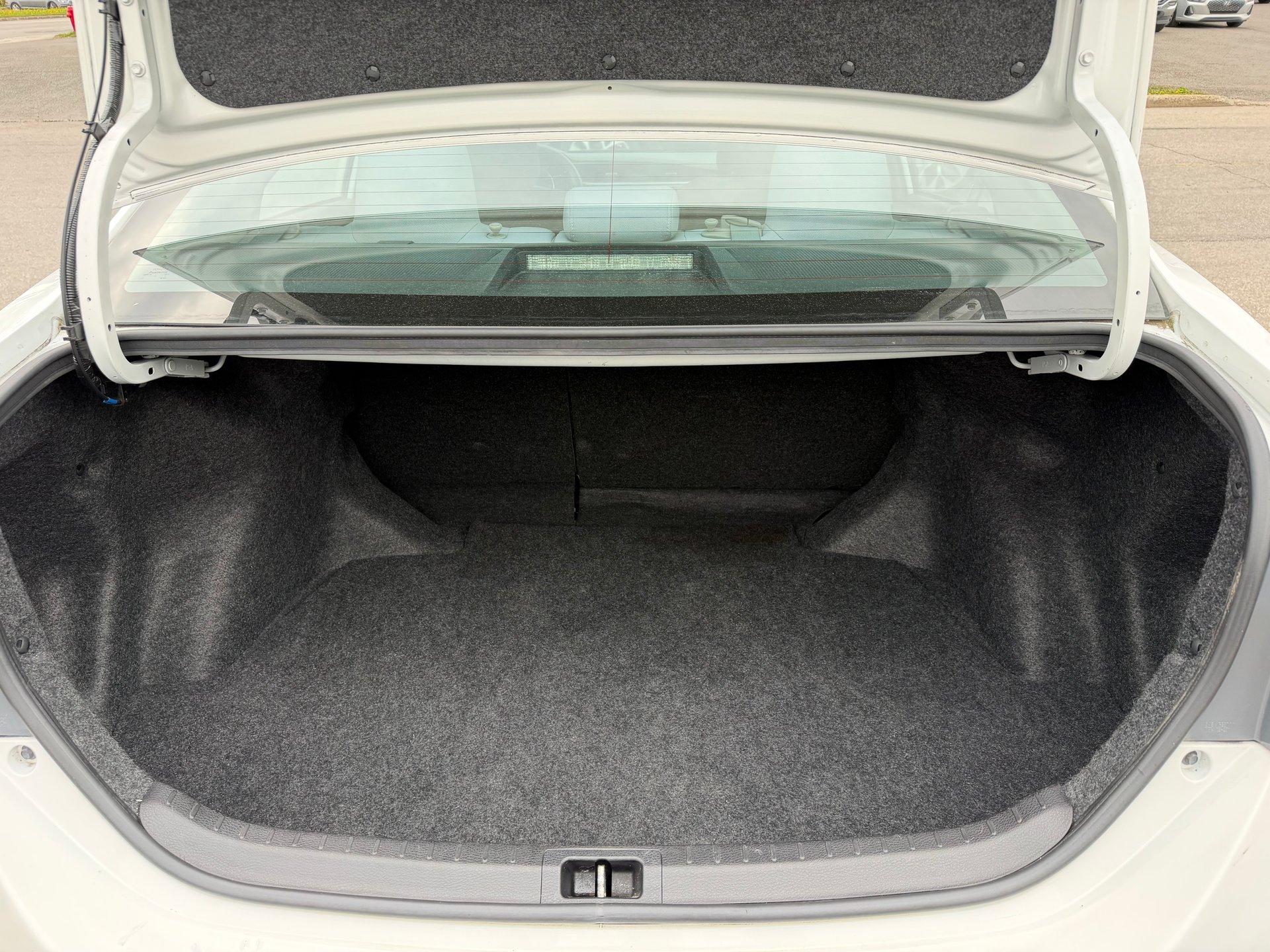 Toyota Corolla 2014 - Image 11